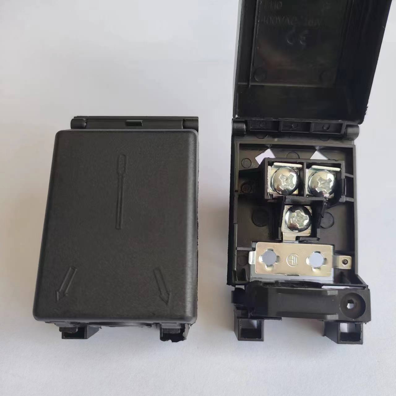 Function of 2 Way Terminal Block