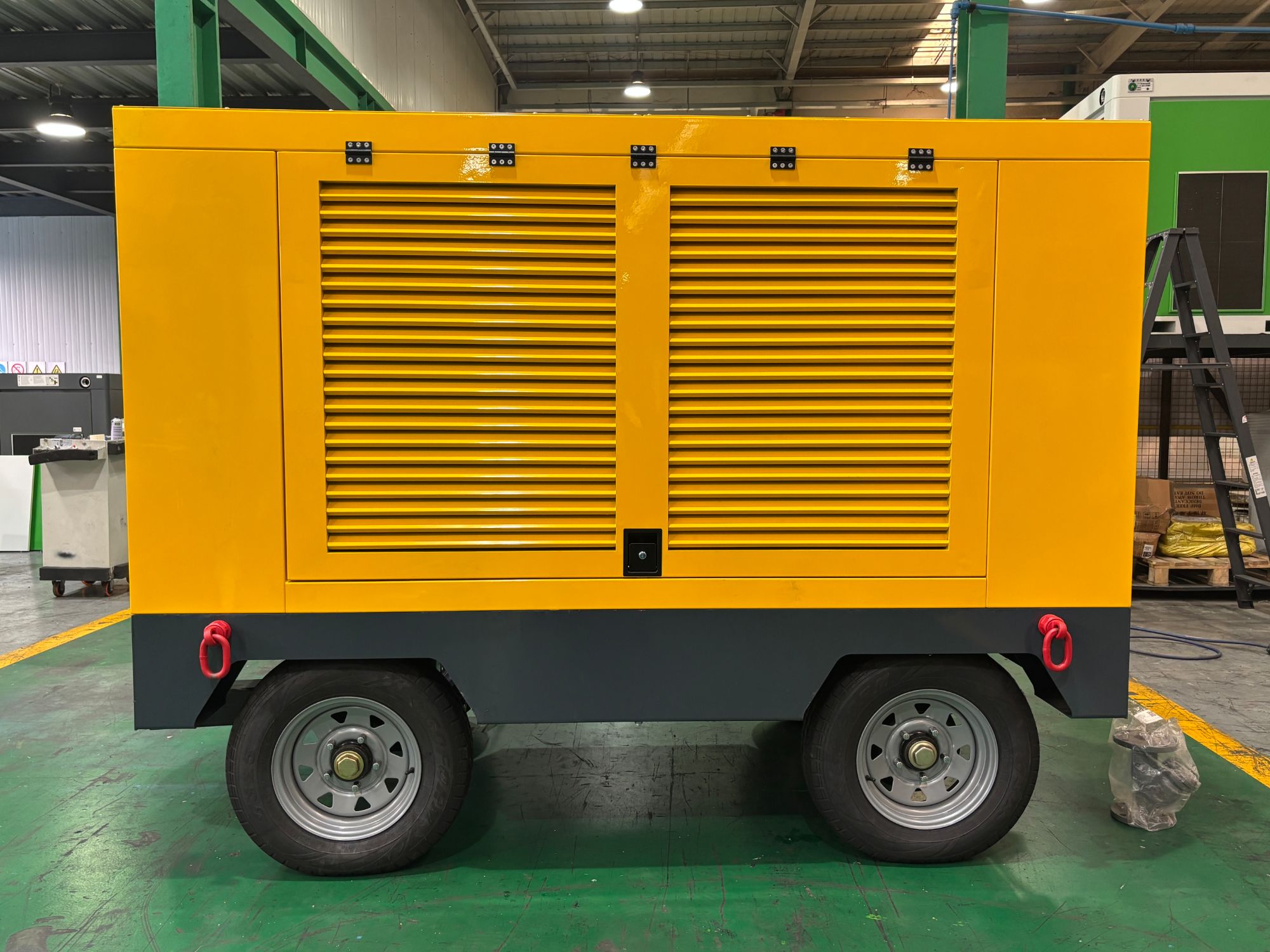 Cut Operational Costs with Smarter Construction Air Compressor Tactics